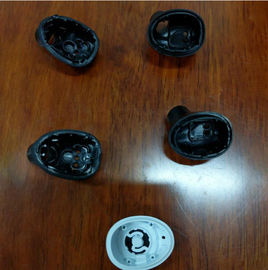 De plastic gevalvormen voor bluetoothhoofdtelefoon, de holten van 10/16/20/30, kunnen worden aangepast